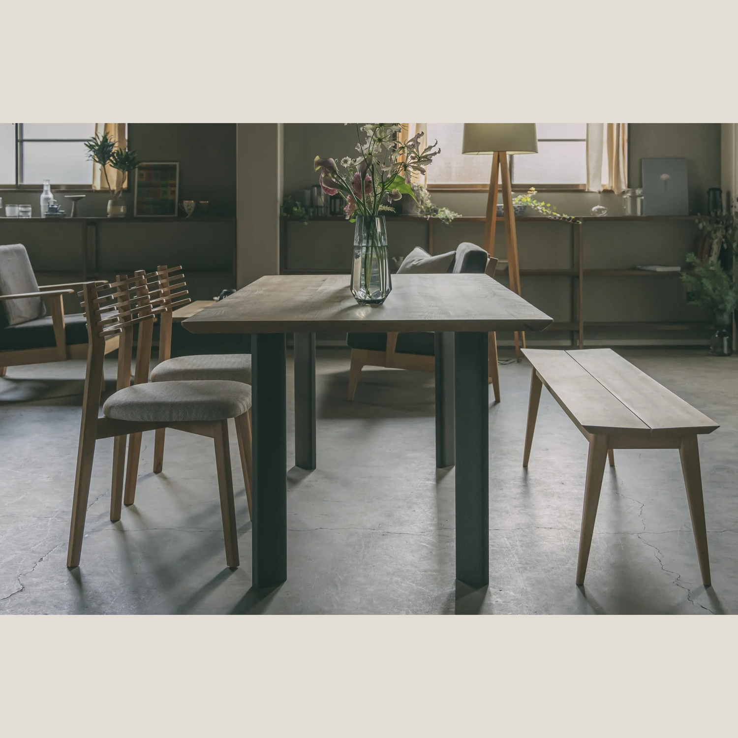 Sara Dining table 140cm